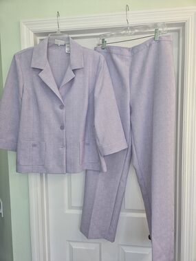 Alfred Dunner Lavender Two-Piece Pant Suit Work Office Church